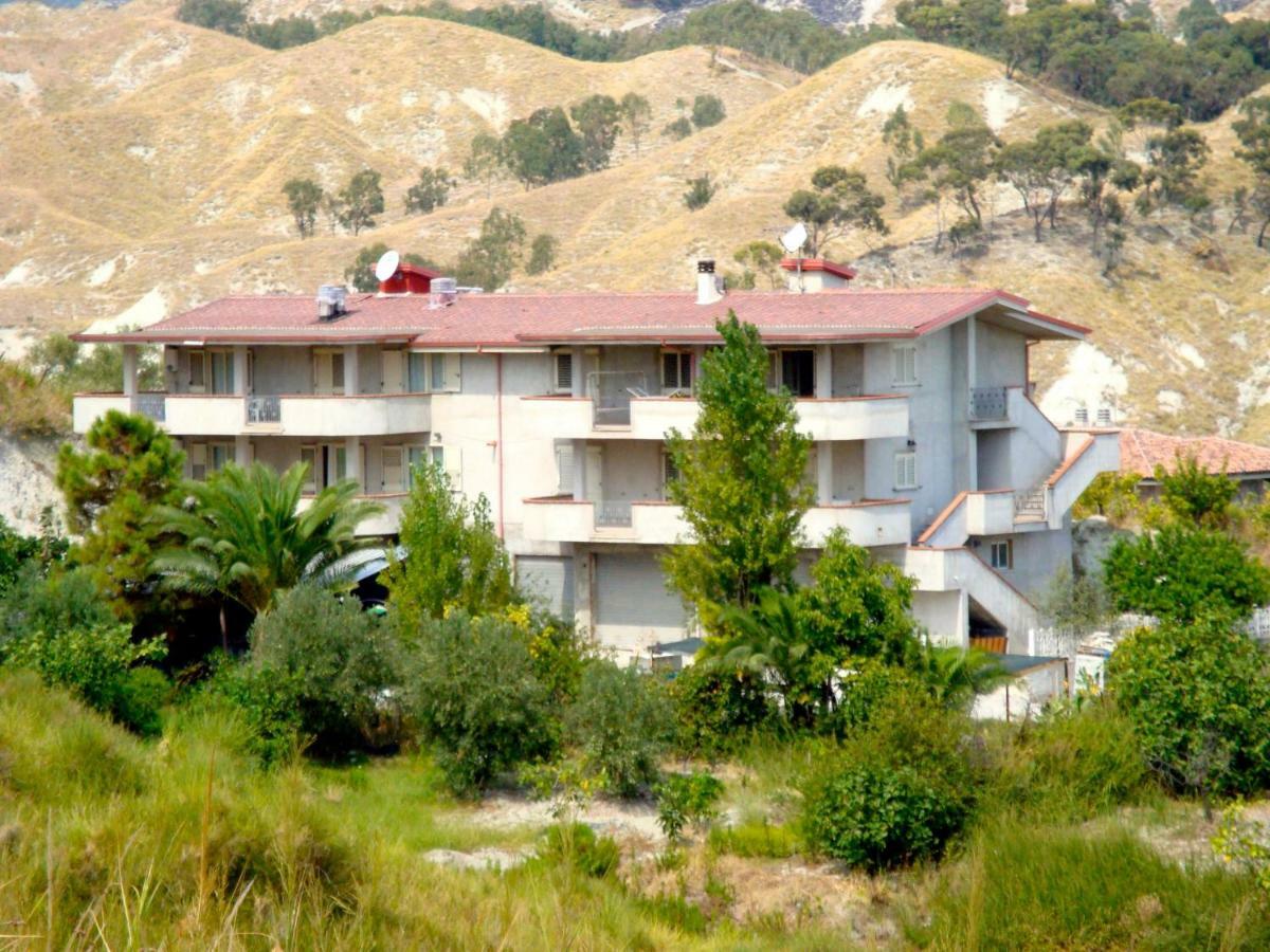 Alba Blu Apartment Santa Caterina Dello Ionio Marina Exterior photo
